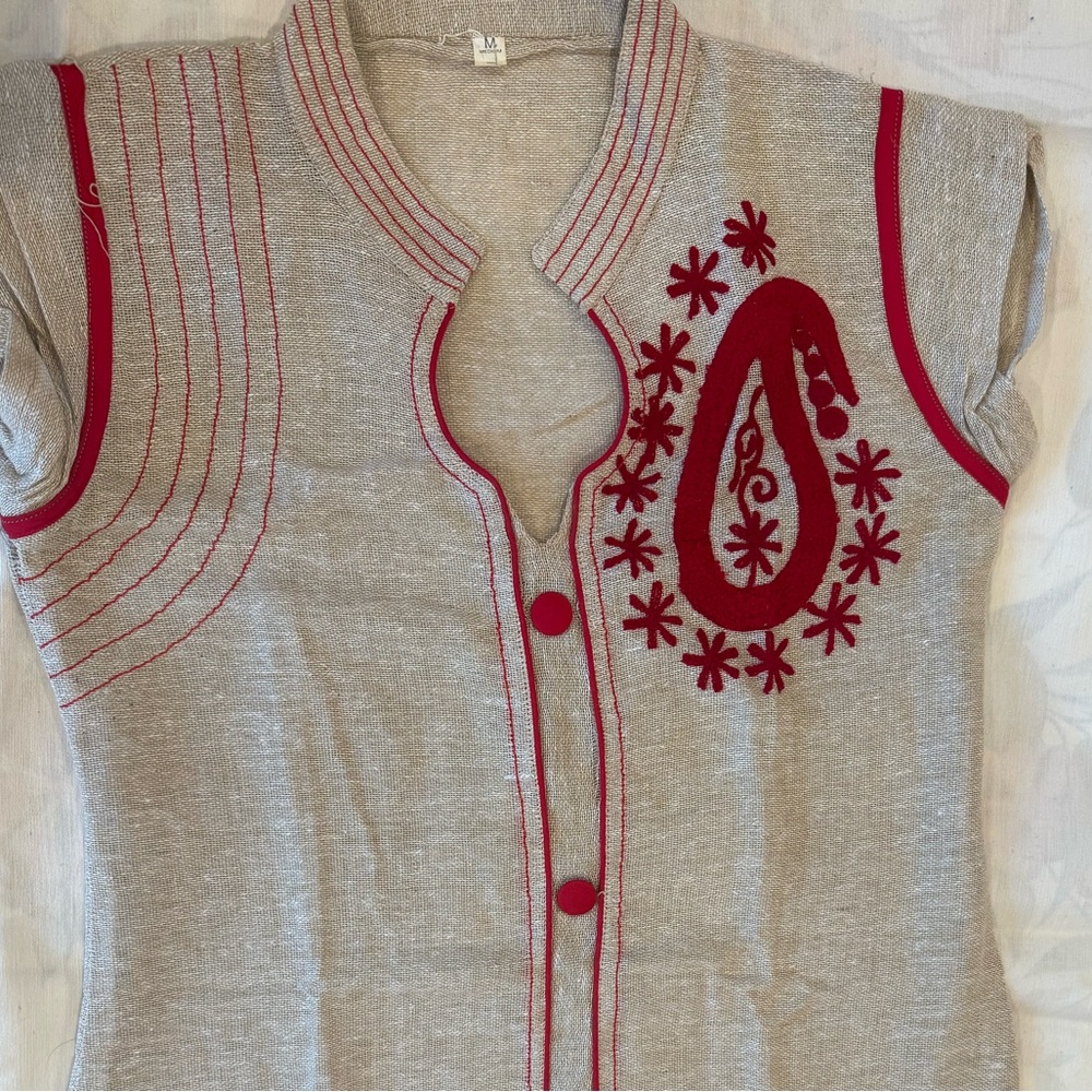Beautiful Embroidered Kurti
